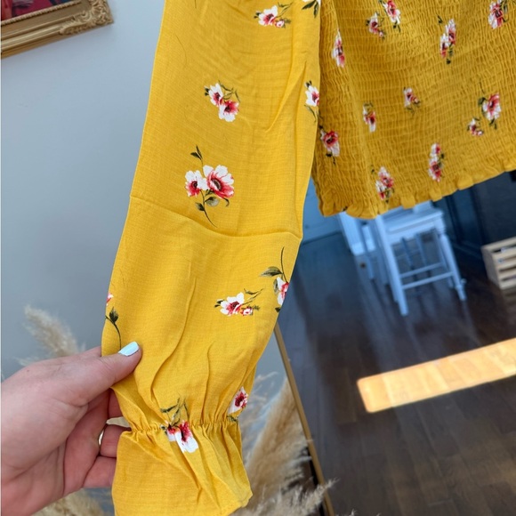 Floral Yellow Smocked Top - Picture 2 of 4